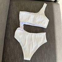 New Asymmetric Cut Out Wrinkled One Piece Swimsuit Women Swimwear Female One Shoulder Padded Bather Bathing Suit Swim Lady V4100