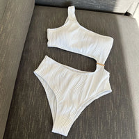 New Asymmetric Cut Out Wrinkled One Piece Swimsuit Women Swimwear Female One Shoulder Padded Bather Bathing Suit Swim Lady V4100
