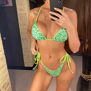 Bikini brésilien noué tour de cou léopard vert fluo