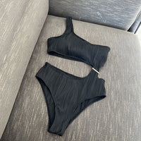 New Asymmetric Cut Out Wrinkled One Piece Swimsuit Women Swimwear Female One Shoulder Padded Bather Bathing Suit Swim Lady V4100