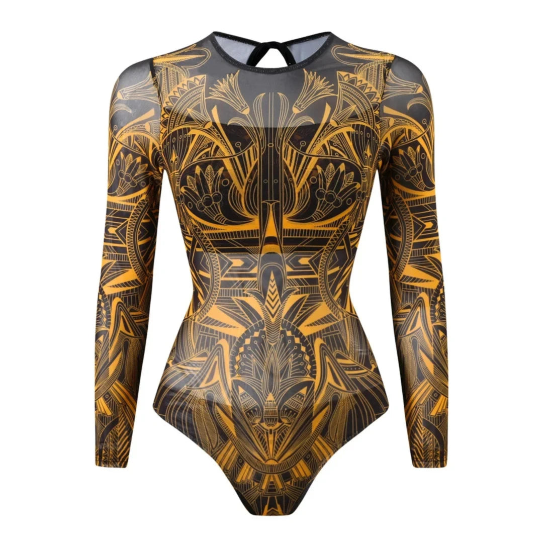 Maillot une pièce manches longues jaune à motifs dorés vu de face sans paréo, posé à plat sur fond blanc