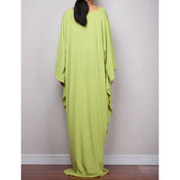 Robe de plage longue kaftan manches chauve-souris vert anis vue de dos, encolure ronde et tombée droite jusqu'au sol