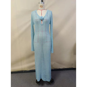 Robe de plage crochet manches longues fleur en relief bleu ciel